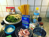 Spaghetti an einer Krautstiel-Rahmsauce