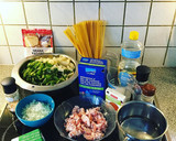 Spaghetti an einer Krautstiel-Rahmsauce Rezeptschritt 1 Foto