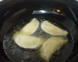 A picture of step 10 of Olya Naralachi Karanji (Coconut Gujiya).
