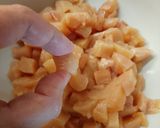 Csirkemájas ragu krumplis galuskával recept fázis 1 fotója