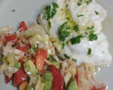 Foto del paso 4 de la receta: Merluza a baja temperatura con ensalada de aguacate y maíz