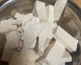 A picture of step 1 of Airfried Asian style Veg Tofu Fry.