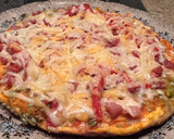Foto del paso 6 de la receta: Mini pizza con base de aguacate y plátano