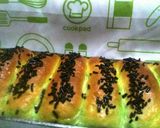 Foto langkah ke 6 dari resep Roti sobek pandan coklat.