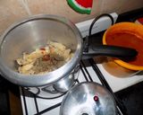 Foto del paso 4 de la receta: Alitas de pollo entomatadas en olla a presión