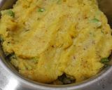 A picture of step 5 of Samosa - garma garma with the chutney.