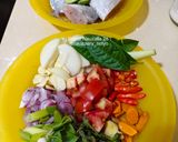 Foto langkah ke 1 dari resep Sup Ikan Kuwe.