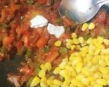 A picture of step 2 of Achari Curry Maggi.