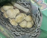 Foto langkah ke 1 dari resep Bakso penyet sambal bawang.