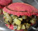 Foto del paso 8 de la receta: Duo de Arepas de remolacha rellenas...🍘🧀🍘🥒🍆