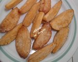 Foto langkah ke 3 dari resep Potato Wedges Goreng.