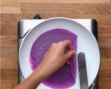 A picture of step 5 of Rainbow Crepe Cake.