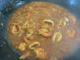 Udang-cumi masak saos Padang