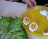 Foto del paso 3 de la receta: Huevos cocidos decorados