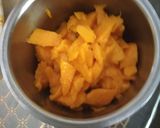 A picture of step 1 of Mango Mastani.