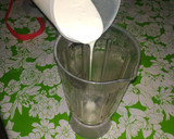 Foto del paso 2 de la receta: Panna cotta de coco con coulis de jamaica y mezcal oaxacaqueño