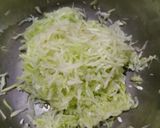 A picture of step 2 of Lauki Lachchha Paratha.