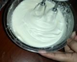 A picture of step 5 of IGLOO style Mango icecream.