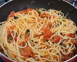 A picture of step 6 of Spaghetti al Pomodoro.