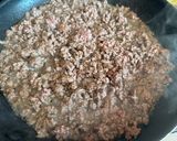 A picture of step 1 of Cheeseburger Spring Rolls.