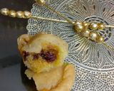 A picture of step 18 of Gulabo gujhiyas /sweet Gujhiyas or chandrakala in gulkand flavour.