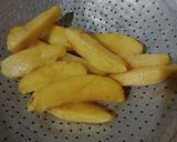 Foto langkah ke 4 dari resep Kentang goreng wedges.