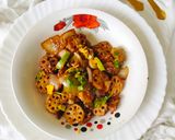A picture of step 6 of CHINESE LOTUS ROOT STIR FRY (Lotus stem stir fry).