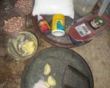 Foto langkah ke 1 dari resep Kacang Atom Dua Warna.