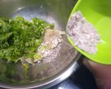 A picture of step 7 of Crunchy Spinach Cheese Roll.