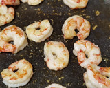 Foto del paso 3 de la receta: Verduras salteadas con gambones