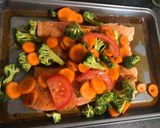 Foto del paso 3 de la receta: Salmón al horno con verduras