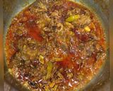 A picture of step 5 of Punjabi Karela gosht.