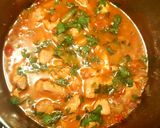 A picture of step 10 of Chicken Ginger Curry😍🍗🍜.