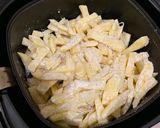 A picture of step 2 of Chilli potato.