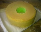 Foto langkah ke 2 dari resep Bolu Pandan (bakar) // Pandan cake (baked).