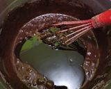 Foto langkah ke 3 dari resep Shiny Fudgy Brownies.