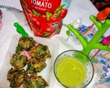 मूंग दाल पालक के क्रिस्पी पकौड़े (Moong dal palak ke crispy pakode recipe in hindi) रेसिपी चरण 5 फोटो