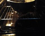 A picture of step 3 of Home-made pizza.