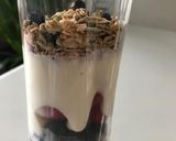 A picture of step 1 of Breakfast Smoothie.