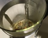 Foto del paso 1 de la receta: Infusión jengibre-Cúrcuma-manzanilla