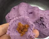 Foto langkah ke 2 dari resep Kue Putri Mandi Ubi Ungu.