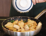 Foto langkah ke 6 dari resep Tahu Cabai Garam KRIUK KRIUK PEDAS.