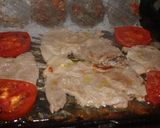 Foto del paso 3 de la receta: Cabezada de cerdo con tomate al grill