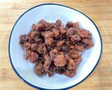 A picture of step 1 of Longan & Oatmeal Cookies.