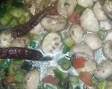 পেপার মাশরুম মসালা (pepper mushroom masala recipe in Bengali) রেসিপির ধাপ 5 ছবি