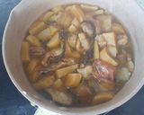 Hình bước làm 3 của món Thịt kho nấm đùi gà, tiêu xanh