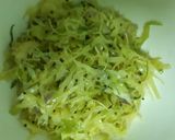 A picture of step 4 of Quick Cabbage with Mustard seeds.