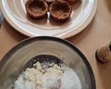 Foto del paso 3 de la receta: Canastitas fit de avena y banana con ciruelas "gotita de miel"