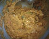 A picture of step 4 of Cabbge besan.