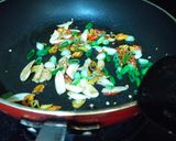 Foto langkah ke 3 dari resep Terong Tumis Cabai.